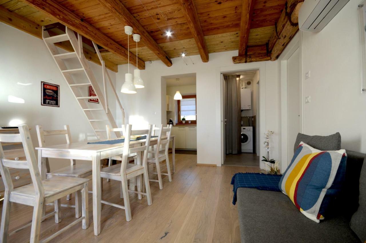 Matijevi Apartments Sistiana Esterno foto
